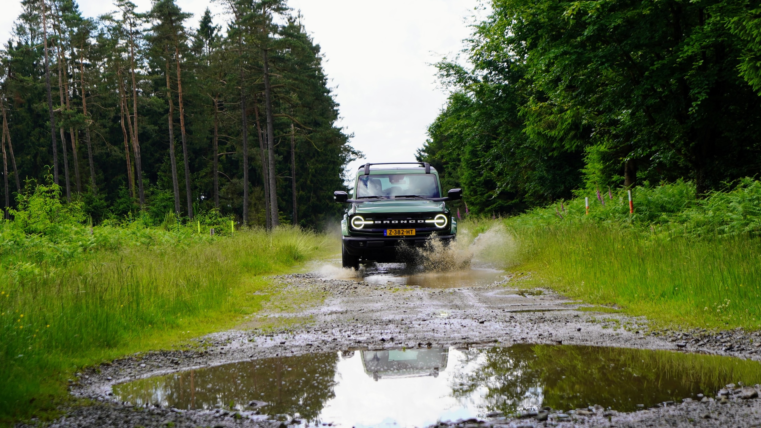 Ford_Bronco_Ardennen_2