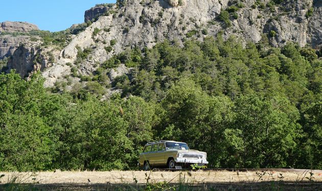 Jeep Wagoneer V8, \u00e9\u00e9n met het landschap