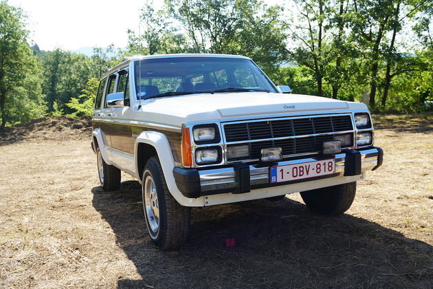 1988 Jeep Wagoneer XJ - The First Compact SUV