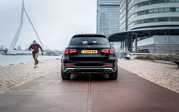 mercedes-amg_glc_43_Running