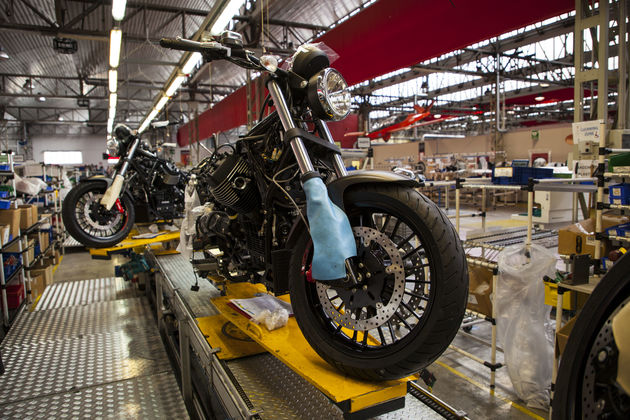 Moto_Guzzi_factory7