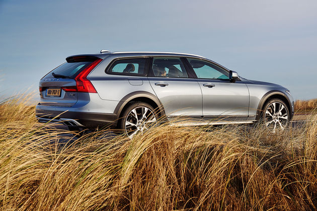 Volvo V90 Cross Country_7